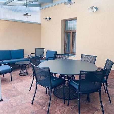 Roze Republikas Apartments Liepāja Kültér fotó