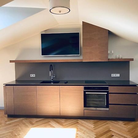 Roze Republikas Apartments Liepāja Kültér fotó