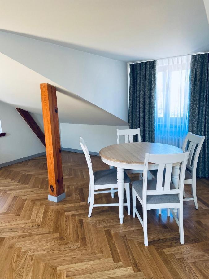 Roze Republikas Apartments Liepāja Kültér fotó