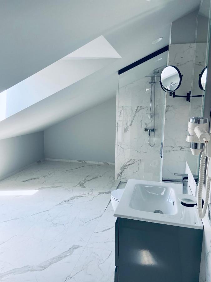 Roze Republikas Apartments Liepāja Kültér fotó