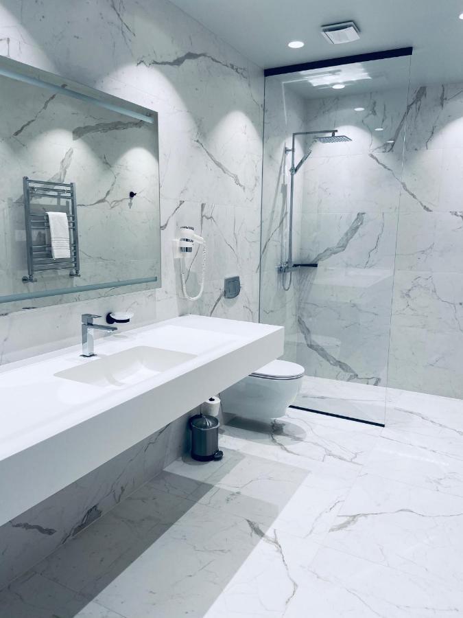 Roze Republikas Apartments Liepāja Kültér fotó