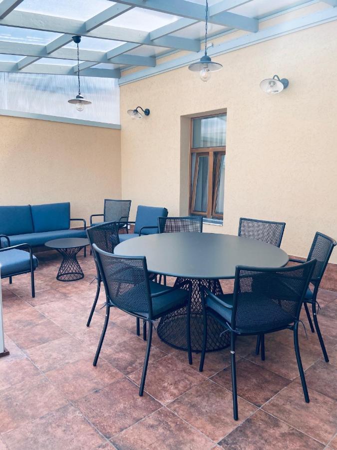 Roze Republikas Apartments Liepāja Kültér fotó