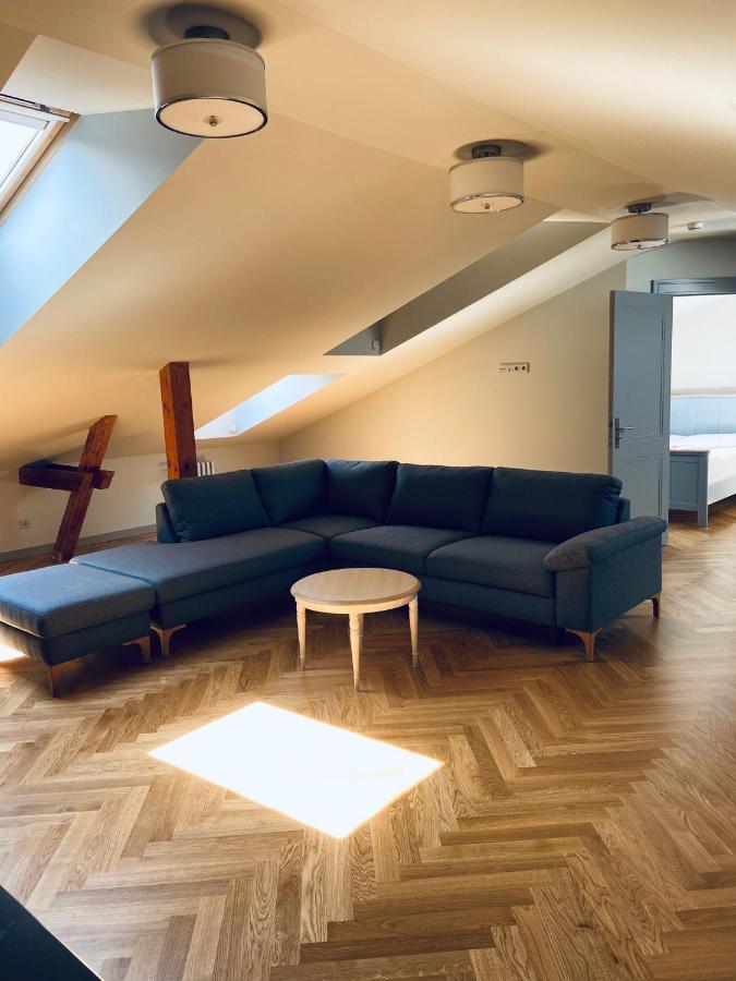 Roze Republikas Apartments Liepāja Kültér fotó